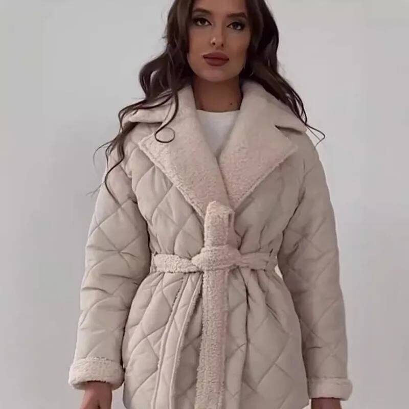 Gilet élégant matelassé avec d - Street Fashion Fall 2025 avis et prix